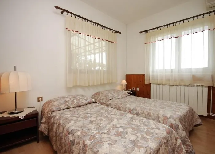 With A Parking Space Lovran, Opatija - 7743 Apartman Lovran